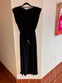Pleated Dress Large