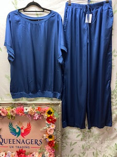 Silky 2 piece Lounge Set