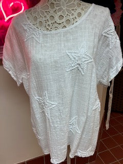 Lining Blouse with Star Detail to Front Large