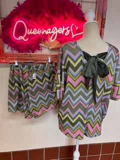 2 piece geometric short set
