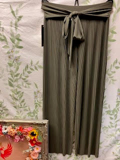 Pleated Wide Legged Palazzo Trousers